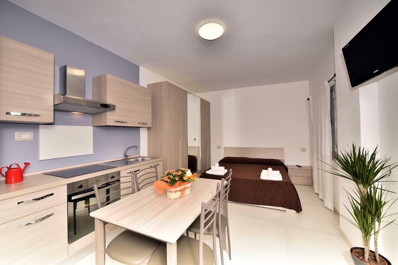 רימיני Hotel Croce Del Sud מראה חיצוני תמונה